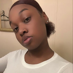 Meet your Posher, Lil